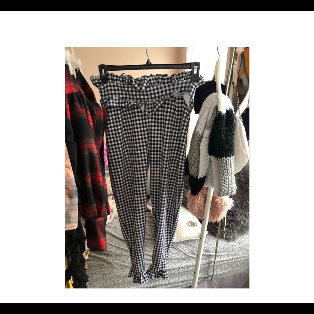 Pretty Little Thing Trousers